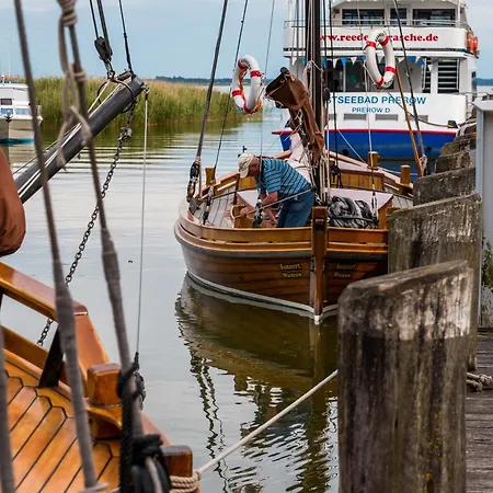 Ahrenshooper 01 * ارنشوب